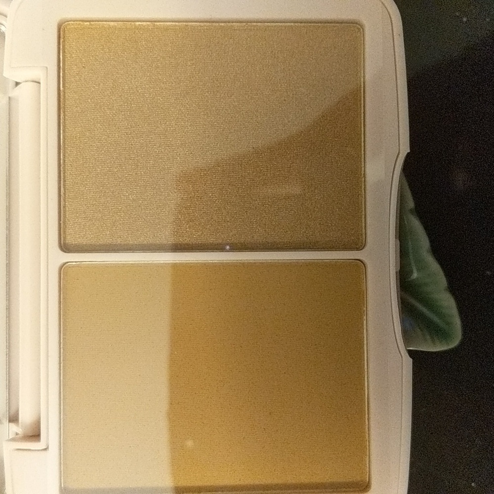Color Duo - Picture 3 of 3